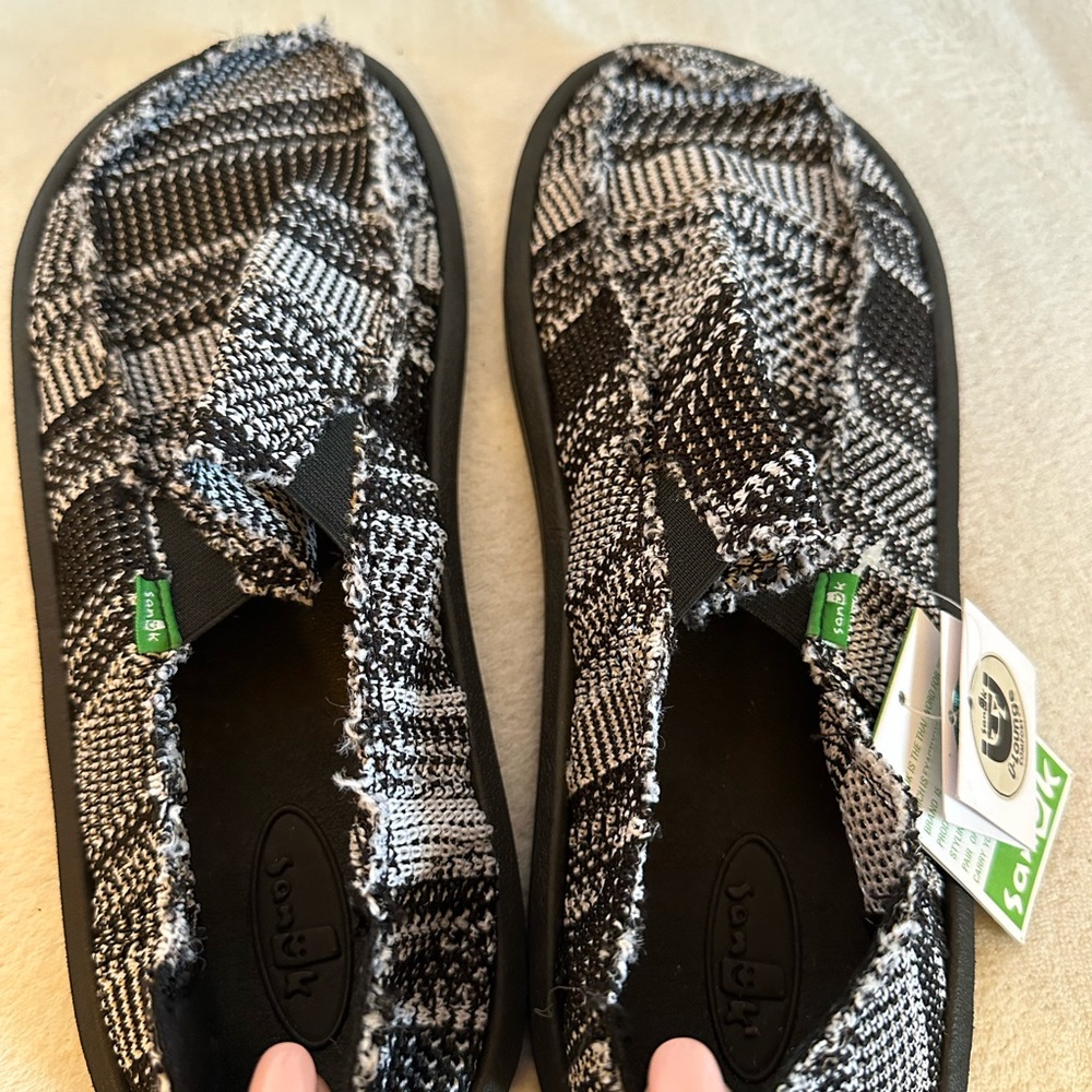 Sanuk Black and White Slip-On Shoes - Picture 2 of 6